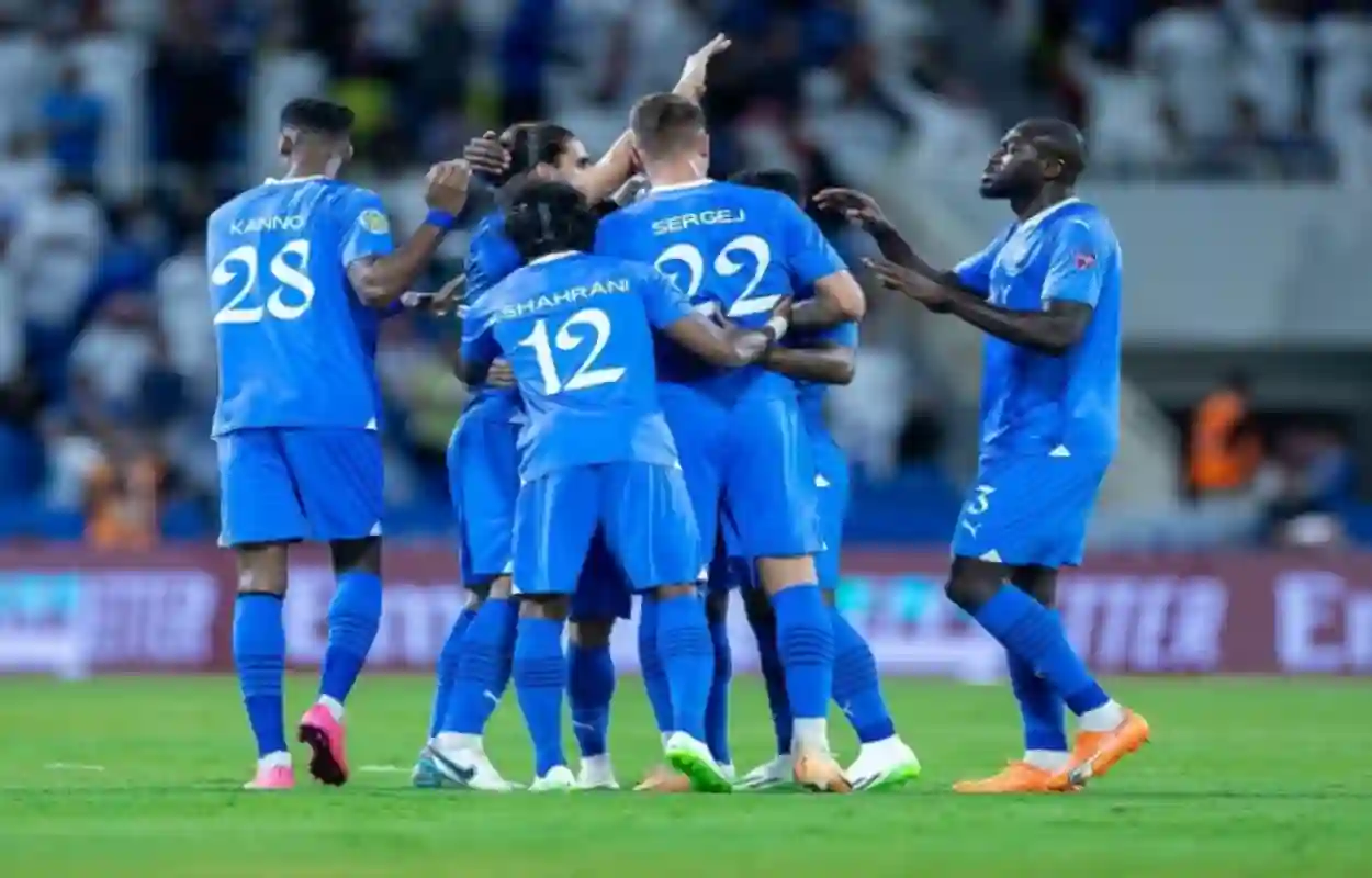 مفاجأة مدوية للجماهير.. ثنائي الهلال ضمن قائمة الهلال المتجهة إلى أبها